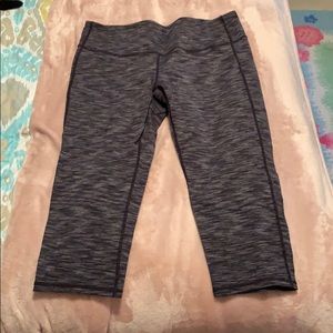 Athleta workout capri